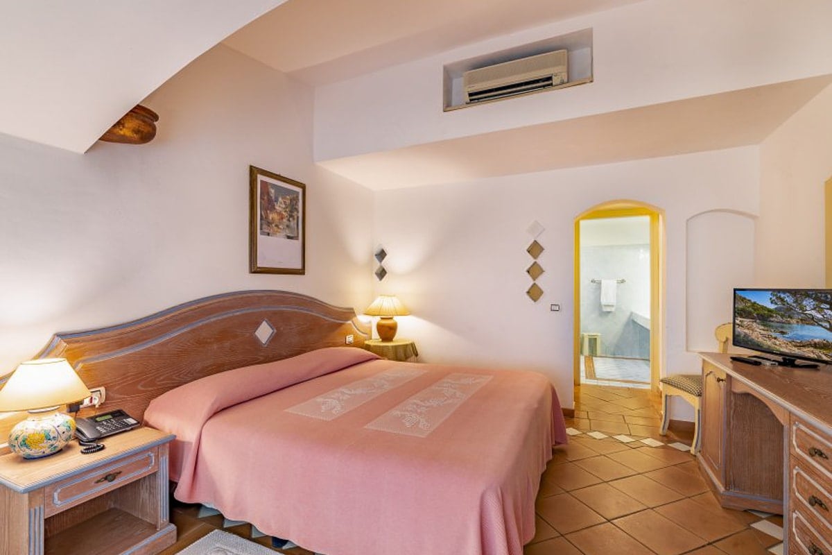 Italien Sardinien Hotel La Bisaccia Zimmer