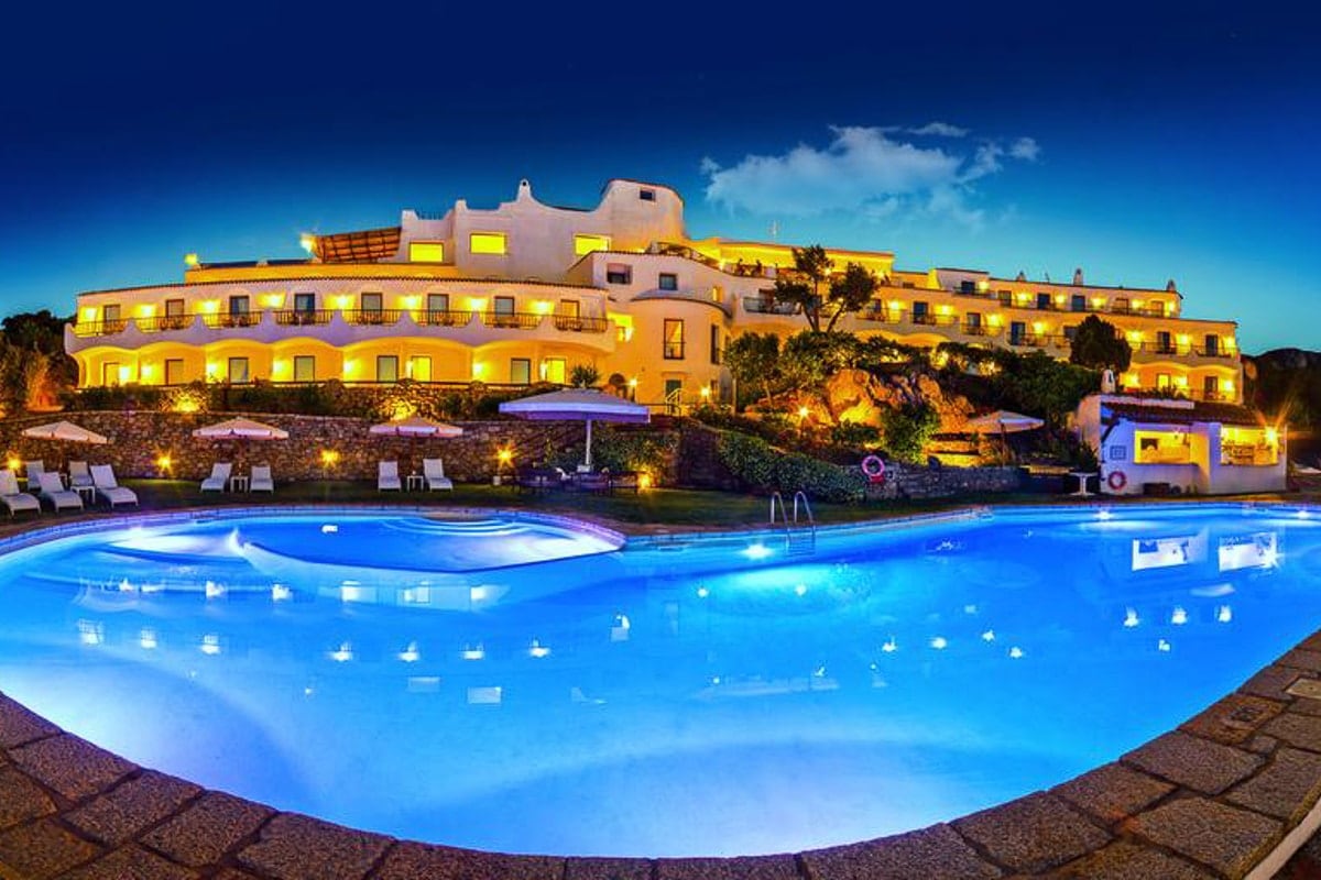 Italien Sardinien Hotel Luci di la Muntagna Pool
