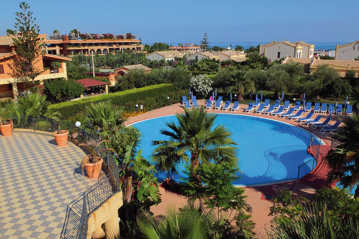 Italien Sizilien Hotel Dolce Estate Pool