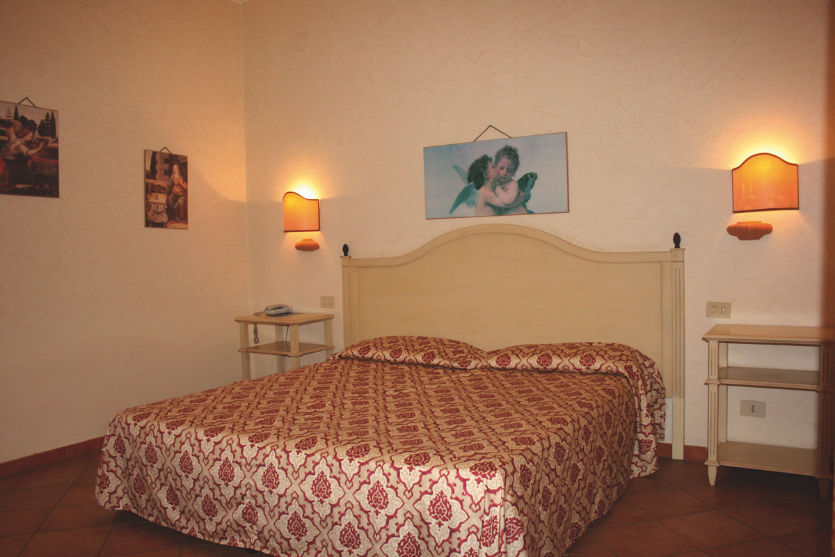 Italien Sizilien Hotel Santa Lucia Le Sabbie Doro Zimmer